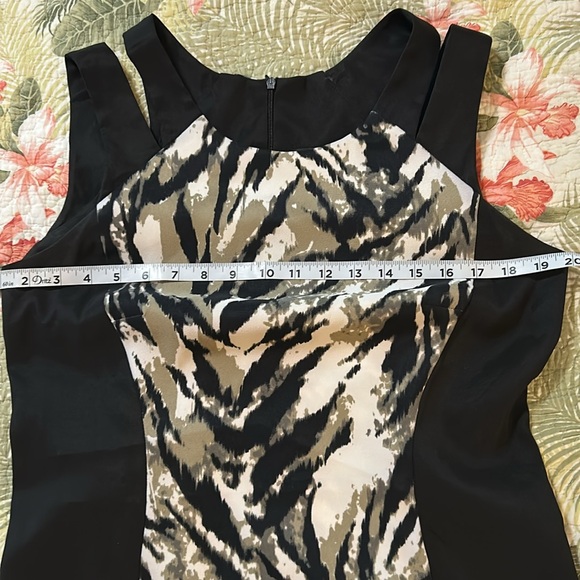 BLACK AND TIGER PRINT DRESS 👗 SIZE 12 - Picture 7 of 9